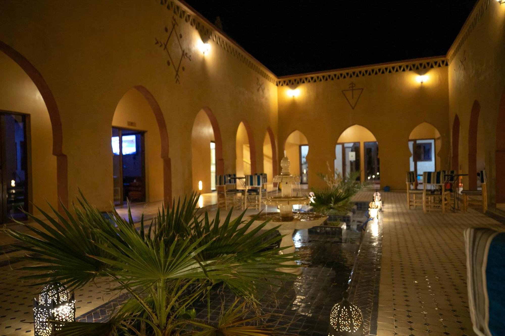 Berber Palace メルズーガ エクステリア 写真